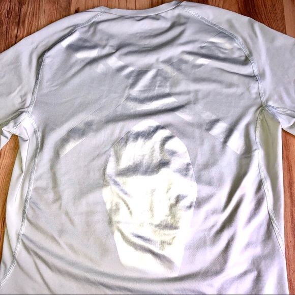 ADIDAS TechFit Powerweb ClimaLite Shirt Large Gray Half Sleeve Active Top Men’s - Picture 6 of 16